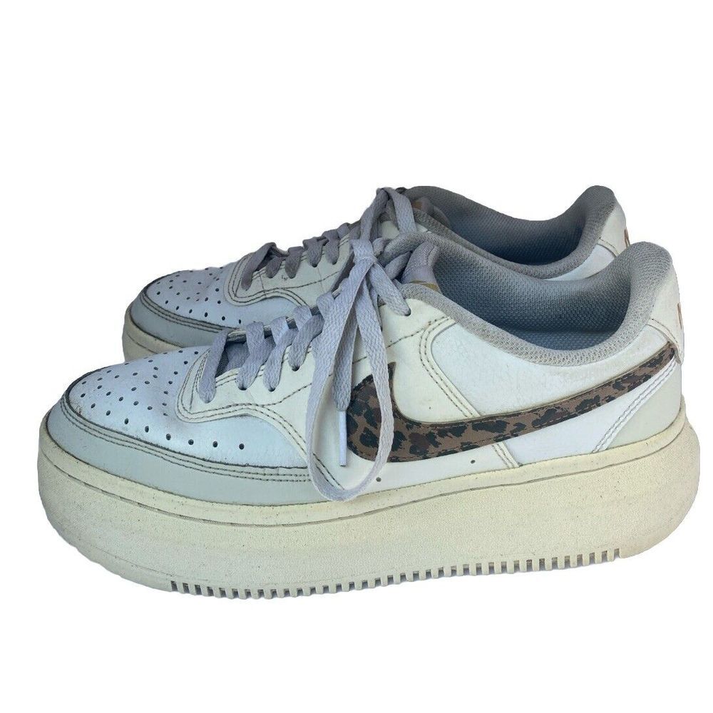 US 9.5 Women's Nike Court Vision Alta Platform Leopard White Shoes DO2791-100 - Picture 2 of 10